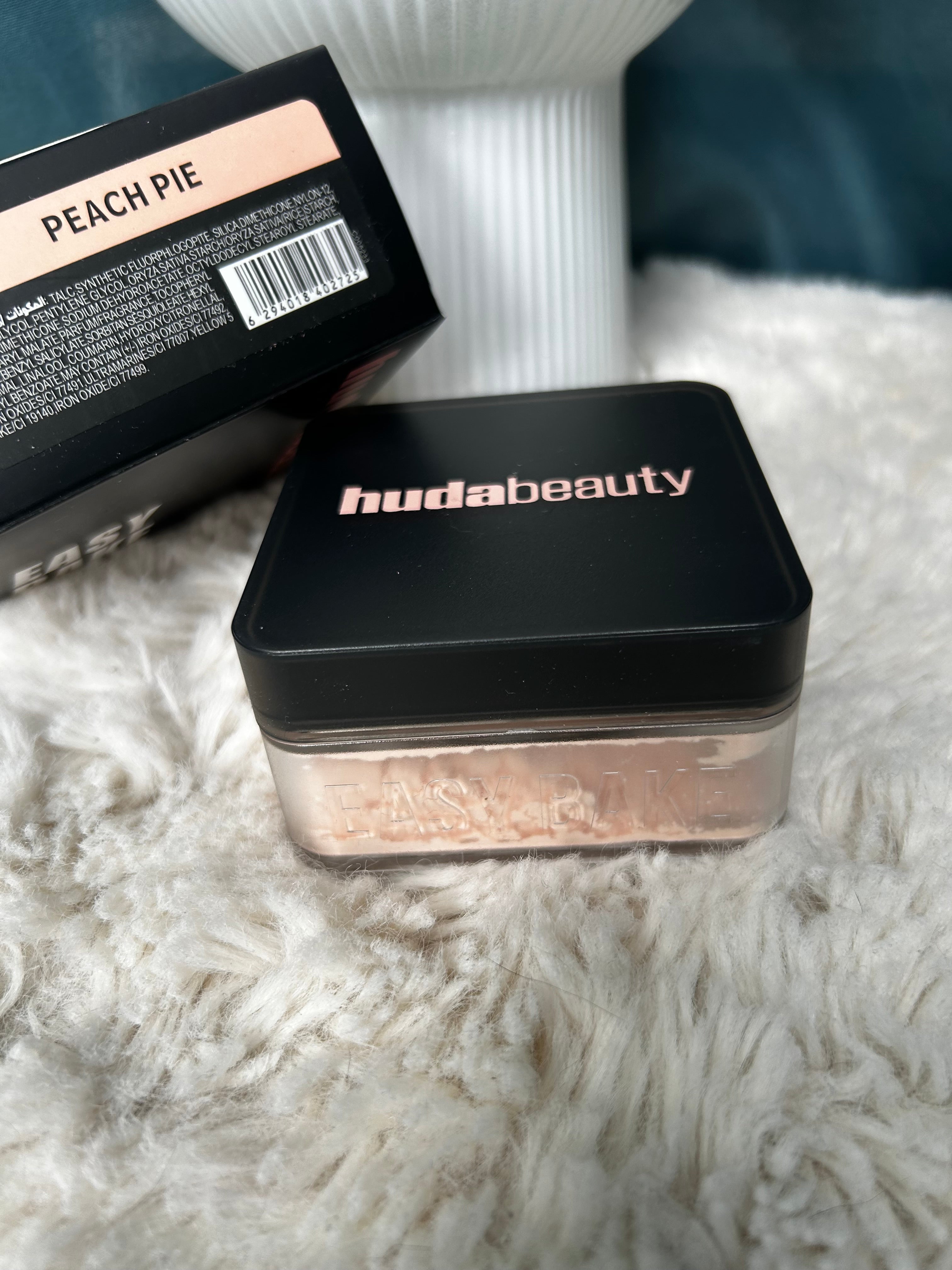 Poudre libre HUDA (peach pie)